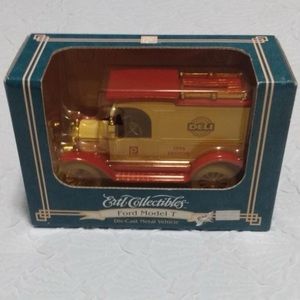Vintage 1996 Ford Model Coin Bank
